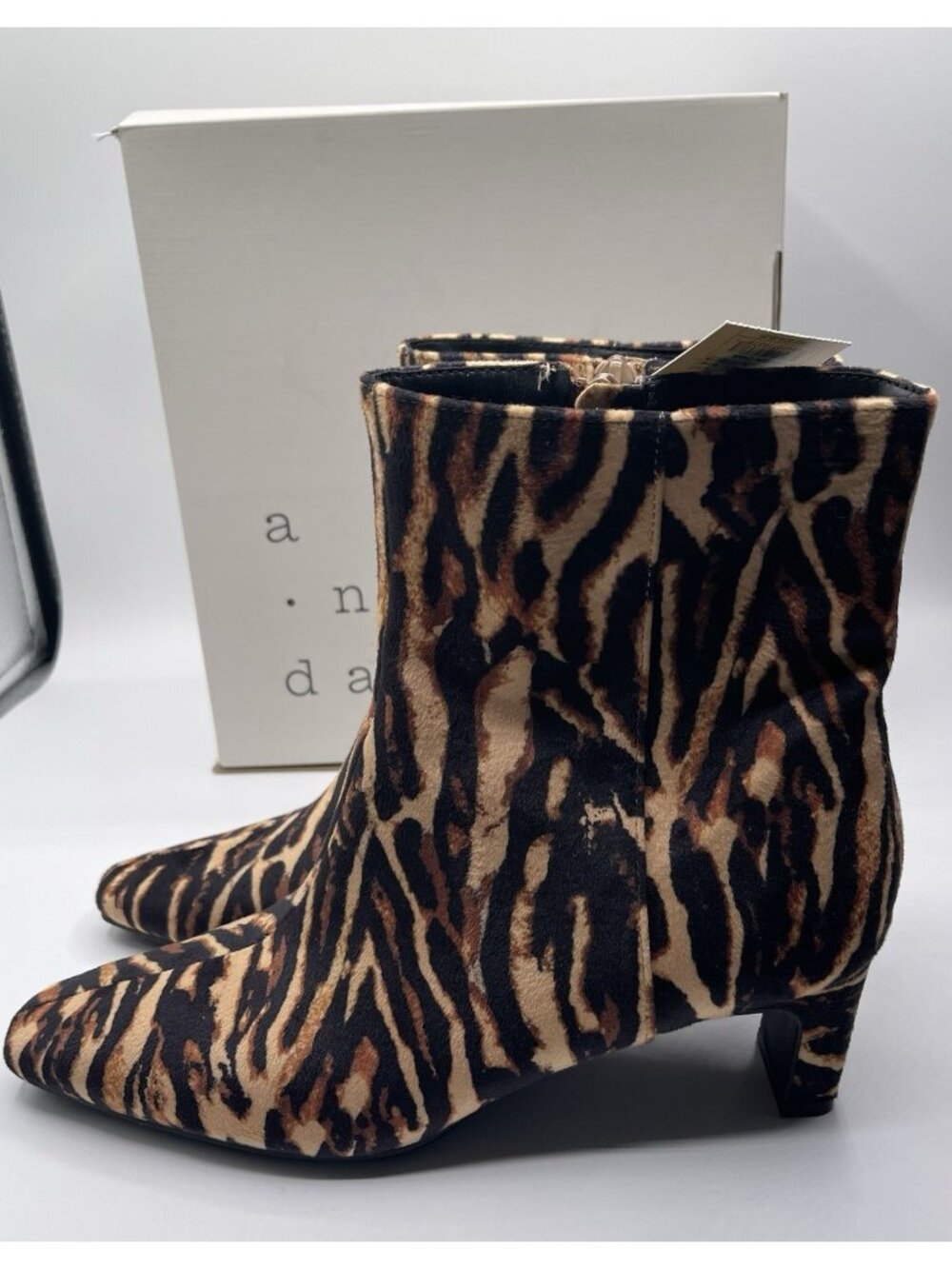 A New Day Ankle Boots Womens Size 8 Animal Print Leopard Faux Suede Brown Black